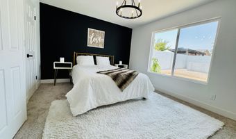 2247 W HIGHLAND St, Chandler, AZ 85224