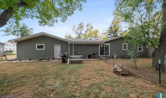 100 S Teton Dr, Brandon, SD 57005