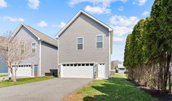 605 FRONT St, Delaware City, DE 19706
