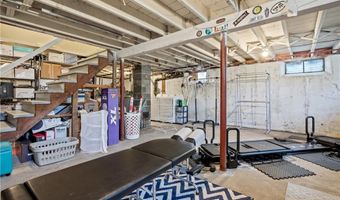 18 Oak Hill Ave, North Smithfield, RI 02896