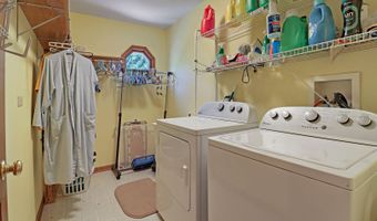 26268 W Springwell Ave, Antioch, IL 60002