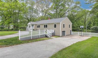 278 Sowams Rd, Barrington, RI 02806