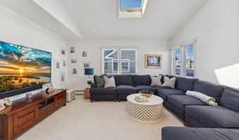 56 W 13th St, Avalon, NJ 08202