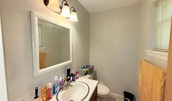 206 W Lott Ave, Aransas Pass, TX 78336