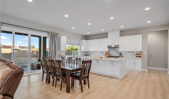 12961 Davona Dl, Apple Valley, CA 92308