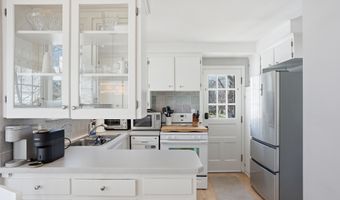 1102 Arborview Blvd, Ann Arbor, MI 48103