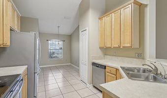 6511 CRIMSON LEAF Ln, Jacksonville, FL 32244