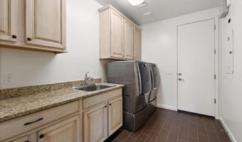 5823 E SIERRA SUNSET Trl, Cave Creek, AZ 85331