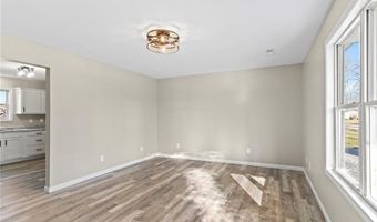 230 S 4th St, Austin, IN 47102