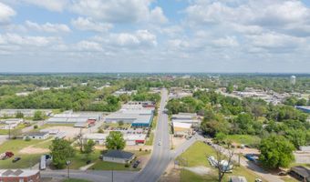 945 Pine Ave, Albany, GA 31701