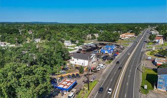 560 State Route 36, Belford, NJ 07718