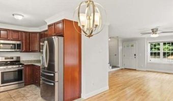 723 County St 723, Attleboro, MA 02703