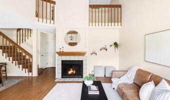 923 S Fairplay St, Aurora, CO 80012
