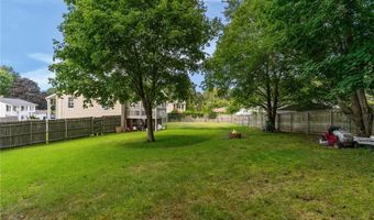 12 Pond View Dr, Coventry, RI 02816
