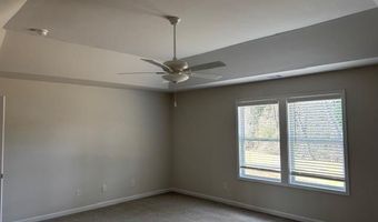 796 Rodeo Dr, Auburn, GA 30011