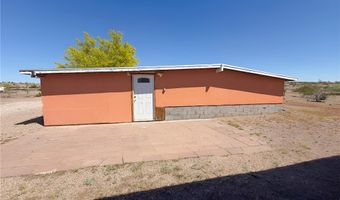 27148 Black Mountain Dr, Bouse, AZ 85325