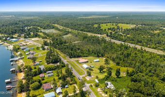 379 Lakepoint Rd, Alford, FL 32420