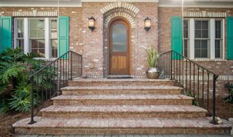 3 Butterfield Ln, Beaufort, SC 29907