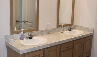 5846 Bufflehead Dr, Bonanza, OR 97623