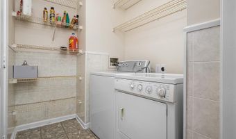 235 W HOPE Ct, Bear, DE 19701