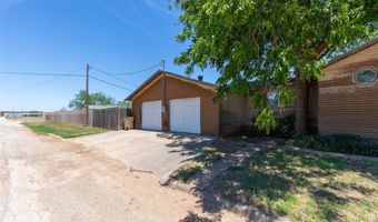 1132 Westover Dr, Anson, TX 79501