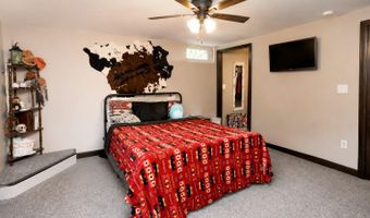 816 12th Ave, Aberdeen, SD 57401