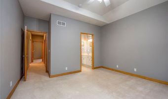 1303 N 158th Ct, Basehor, KS 66007