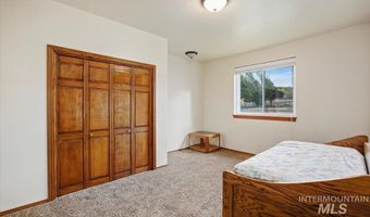 4477 Silver Lakes Ct, Buhl, ID 83316