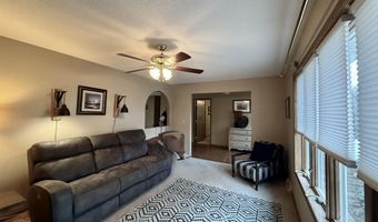 12925 Prairiewood Dr, Aberdeen, SD 57401