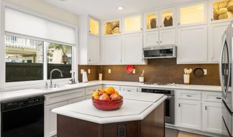 7686 E Big Canyon Dr, Anaheim, CA 92808