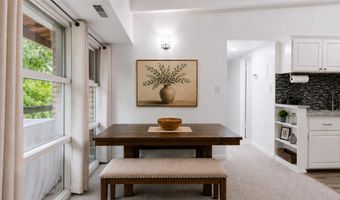 4335 AMERICANA Dr 203, Annandale, VA 22003