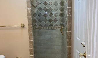 316 BURNSIDE St 103, Annapolis, MD 21403
