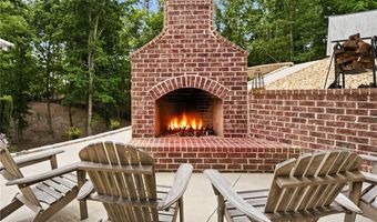 180 Laurel Ridge Ln, Ball Ground, GA 30107