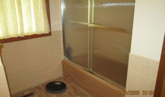 501 W 29th St, Atlantic, IA 50022