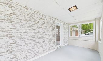 1223 Fairfax St, Anderson, IN 46012