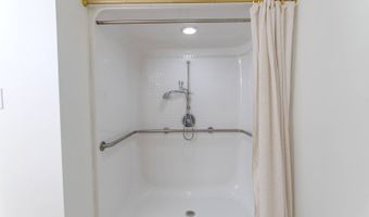 224 Willow Dr, Adamsville, TN 38310