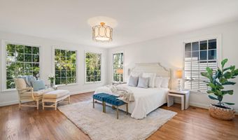 5621 HUNTINGTON Pkwy, Bethesda, MD 20814