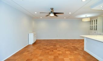 5301 WESTBARD Cir 419, Bethesda, MD 20816