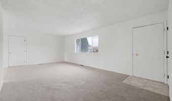 870 Sunset Dr, Fallon, NV 89406
