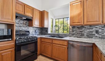 811 Kalpati Crk B, Carlsbad, CA 92008
