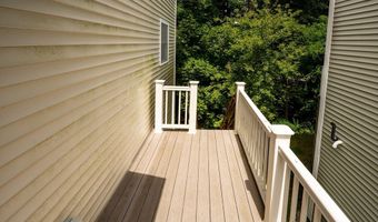 8 High St F2, Acton, MA 01720