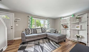 91 E Harold St, Bloomfield, CT 06002