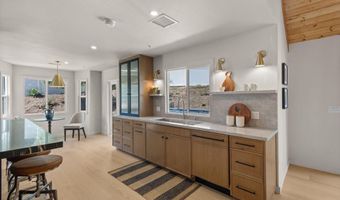 5354 Lewis Rd, Agoura Hills, CA 91301