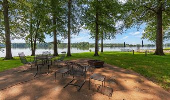 1265 Stokes Ln, Bath Springs, TN 38311