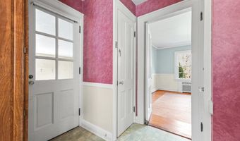 1134 Glamorgan St, Alliance, OH 44601
