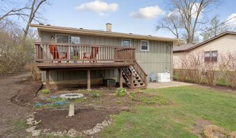 104 Wander Way, Lake In The Hills, IL 60156