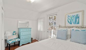 34 Bull St, Newport, RI 02840