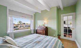 2000 CLINTON Ave, Alameda, CA 94501
