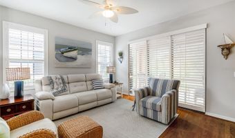 161 SHELL FALLS Dr, Apollo Beach, FL 33572