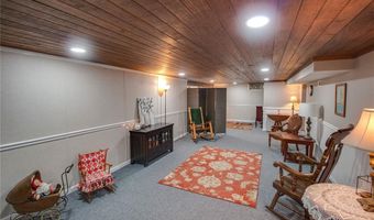 6607 Wenzel Rd, Alton, IL 62002